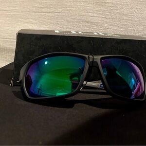 Huk Men's Sunglasses - Black Frame with Polarized Green Mirror Lenses